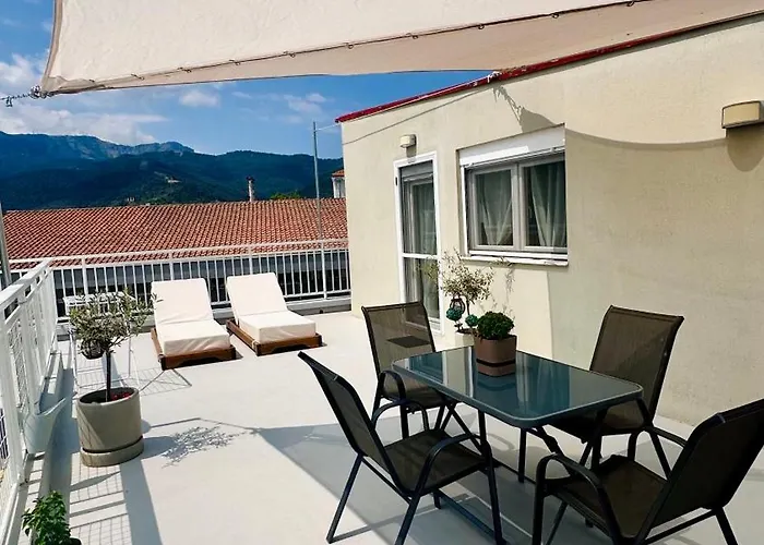 Roof 公寓 萨索斯